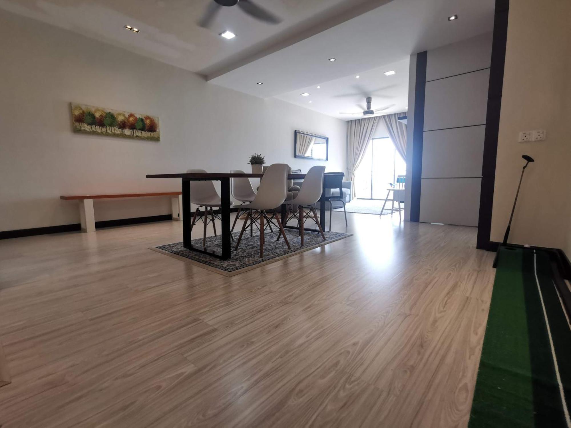 Enarahomes Shah Alam Exterior photo